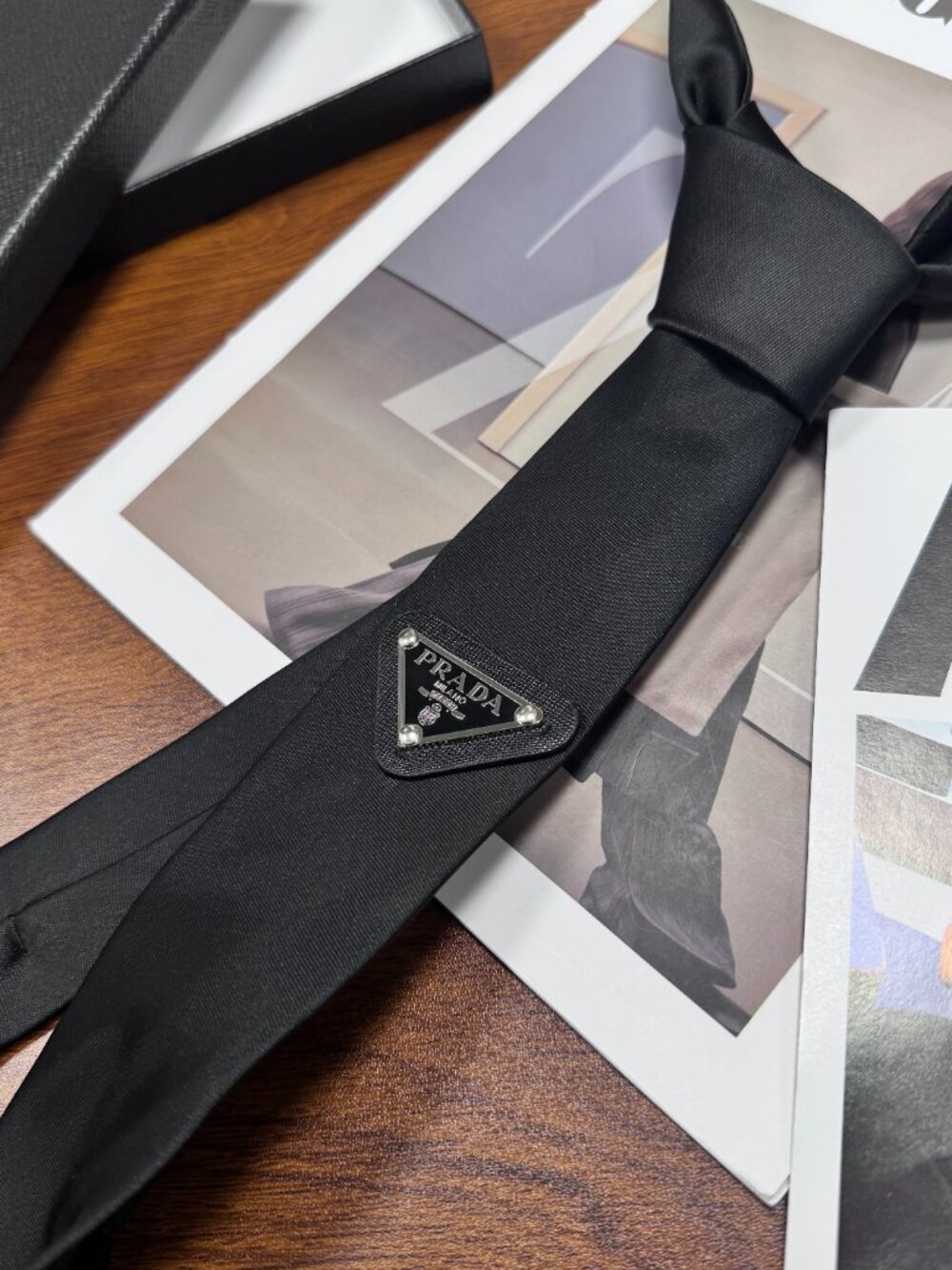 Prada Re-Nylon Tie Black 🖤 Classic Must-Have